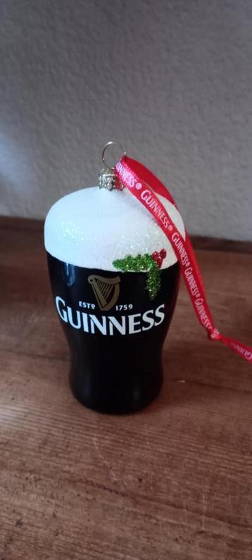 Brouwerij bier Kerstbal Guinness beschikbaar voor biedingen