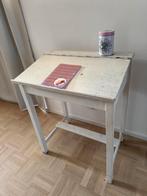 Kinderschoolbankje - lessenaar massief, Kinderen en Baby's, Ophalen, Gebruikt, Tafel(s)