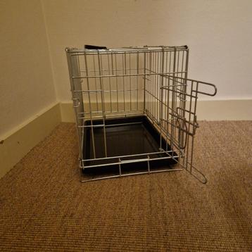 Bench voor hond of kat beschikbaar voor biedingen
