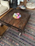 Indonesische salontafel, Ophalen