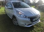 Peugeot 208 benzine 2014 - reeds gekeurd voor verkoop, Auto's, Peugeot, Voorwielaandrijving, Euro 5, Stof, Wit