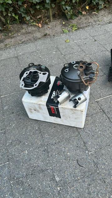 2 50cc cilinders beschikbaar voor biedingen