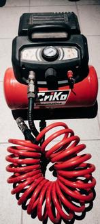 Draagbare compressor, Doe-het-zelf en Bouw, Compressors, Ophalen, Mobiel, Gebruikt, 6 tot 10 bar