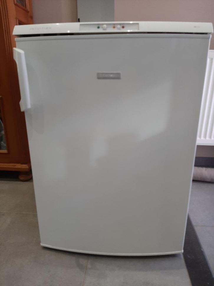 Congélateur electrolux, Elektronische apparatuur, Vriezers en Diepvrieskisten, Gebruikt, Tussenbouw, Vrieskast, 85 tot 120 cm