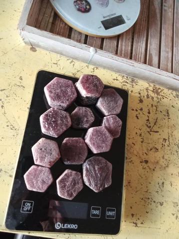 Robijn hexagon 1100 g, Enlèvement ou Envoi, Minéral