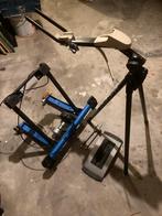 TRACK Fietstrainer en fietsophouder (kuisen), Sport en Fitness, Ophalen, Zo goed als nieuw