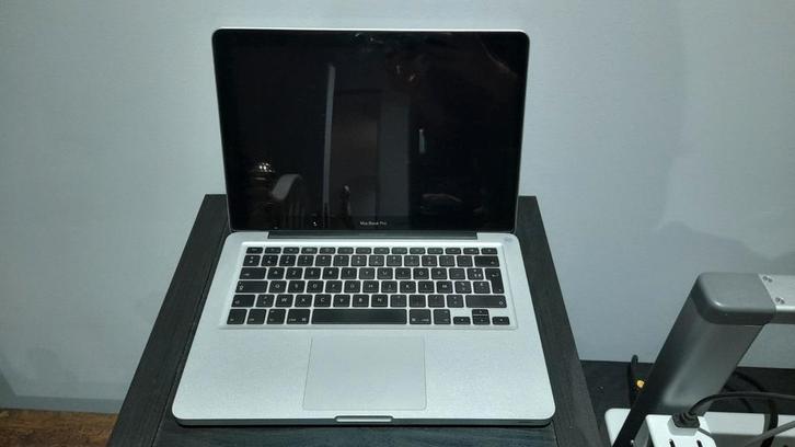 Apple MacBook Pro, Computers en Software, Apple Macbooks, Gebruikt, MacBook, 13 inch, 2 tot 3 Ghz, 8 GB, Azerty, Ophalen of Verzenden