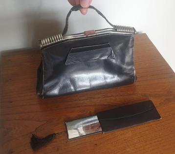 Antiek art deco handtasje beschikbaar voor biedingen