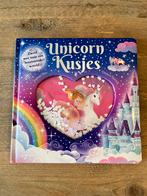 Stephanie Moss - Unicorn Kusjes, Boeken, Ophalen, Zo goed als nieuw, Stephanie Moss
