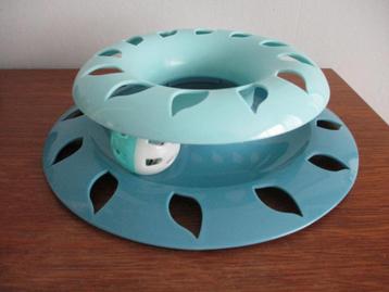 speelgoed voor katten beschikbaar voor biedingen