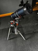 Telescope Celestron Astromaster 130, TV, Hi-fi & Vidéo, Comme neuf, 80 à 200 mm, Avec trépied, Télescope réflecteur (miroirs)