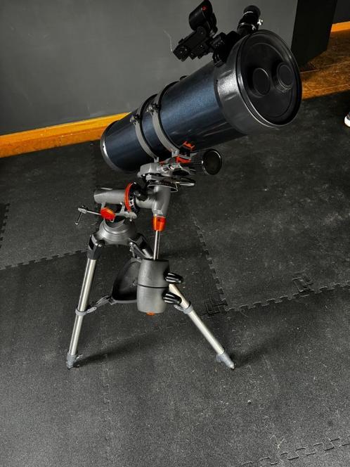 Telescope Celestron Astromaster 130, TV, Hi-fi & Vidéo, Matériel d'optique | Télescopes, Comme neuf, Télescope réflecteur (miroirs)