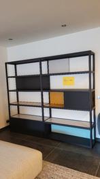 toonzaalmodel rek / wandkast designmerk TREKU - Kai, Enlèvement, Neuf