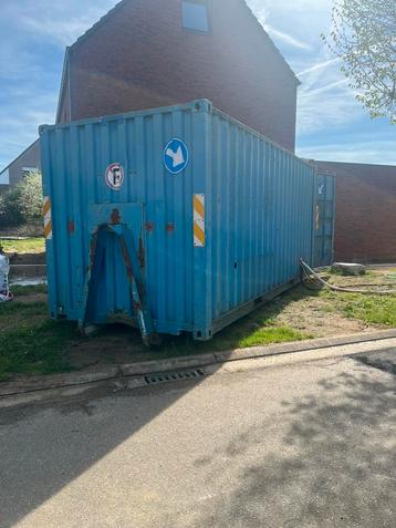 Werfcontainer met machines, materiaal ed, Enlèvement