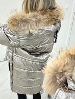 Veste d'hiver Moncler argentée pour homme avec fourrure, Envoi, Taille 52/54 (L)