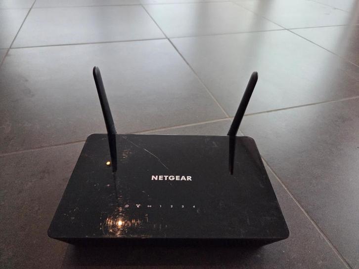 Netgear WAC104 Access Point – Dual‑Band AC1200, Computers en Software, Accesspoints, Gebruikt, Ophalen of Verzenden