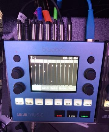 1010music bluebox + decksaver + breakout cables beschikbaar voor biedingen