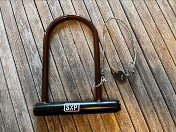 Hangslot SXP 15mm staal beugel. beschikbaar voor biedingen
