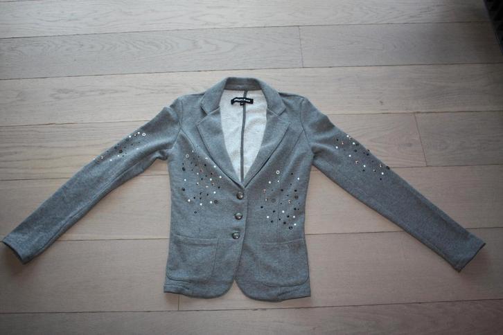 kledingpakket voor dames: jasjes, maat XS, Kleding | Dames, Dames-kledingpakketten, Zo goed als nieuw, Maat 34 (XS) of kleiner