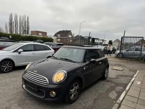 MINI One 1.6i MINIMALISM Line/EXPORT OU MARCHAND (bj 2013), Auto's, Mini, Bedrijf, Te koop, One, ABS, Airbags, Centrale vergrendeling