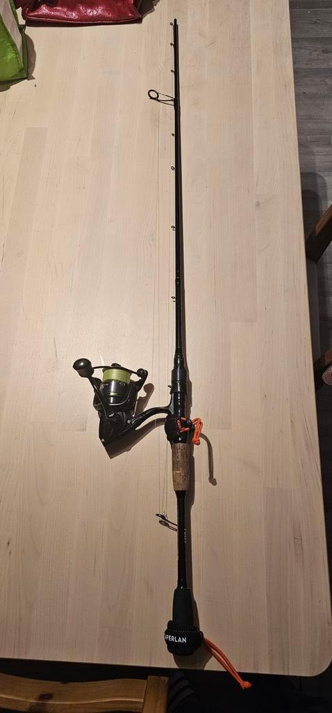 Gunki hengel, Watersport en Boten, Hengelsport | Roofvissen, Zo goed als nieuw, Complete set, Ophalen