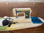Necchi type 559 naaimachine met voetpedaal, Hobby en Vrije tijd, Naaimachines en Toebehoren, Ophalen, Gebruikt, Naaimachine