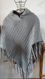 Poncho cape veste gris C&A Yessica taille M, Enlèvement ou Envoi, Porté, Taille 38/40 (M), Gris