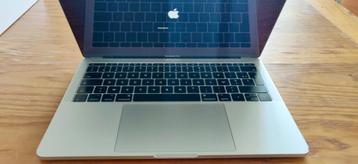 MacBook Pro (2017) - 13″ - 2.3 GHz i5 - 256GB SSD - 8GB RAM, Informatique & Logiciels, Apple Macbooks, MacBook Pro, 256 GB, Enlèvement