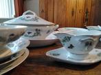 Heel mooi vintage landelijk 85 delig servies, Ophalen