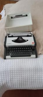 machine à écrire olympia, Divers, Enlèvement, Utilisé