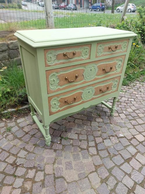 Prachtig oud dressoir. Wijnoogst, Huis en Inrichting, Kasten | Wandmeubels, Eikenhout, Ophalen