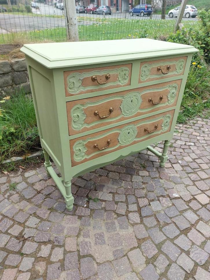 Prachtig oud dressoir. Wijnoogst, Huis en Inrichting, Kasten | Wandmeubels, Eikenhout, Ophalen