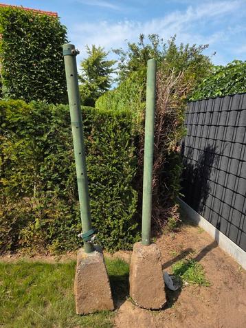 Roestvrije afsluitingspalen beschikbaar voor biedingen