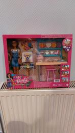 barbie relax & create art studio, Enfants & Bébés, Enlèvement ou Envoi, Accessoires, Neuf