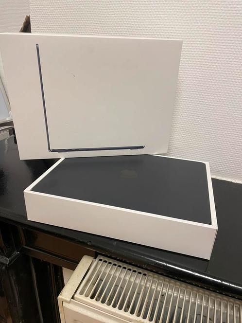 Macbook Air M2 SSD van 256 GB, Computers en Software, Pc- en Netwerkkabels, Zo goed als nieuw, Ophalen of Verzenden