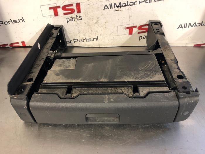 Base siège avant droit d'un Volkswagen Touran, Autos : Pièces & Accessoires, Habitacle & Garnissage, Volkswagen, Utilisé, 3 mois de garantie