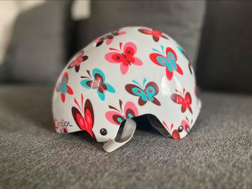 Fietshelm Butterfly 48/54 cm beschikbaar voor biedingen