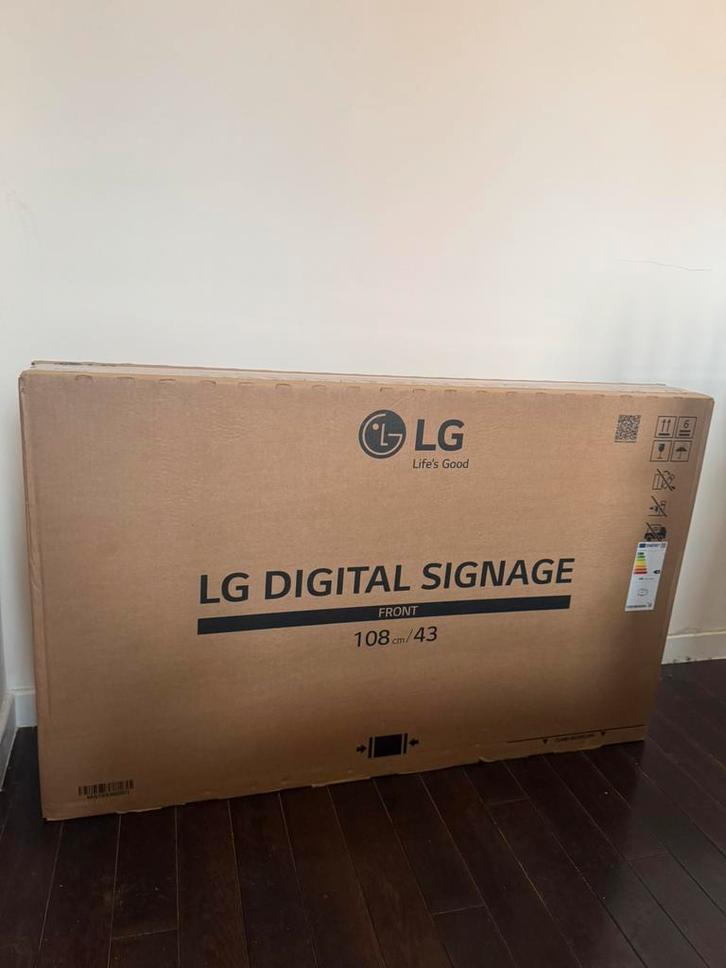 Ecran LG 43UH5J-H, Muziek en Instrumenten, Versterkers | Bas en Gitaar, Nieuw, Ophalen