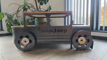 Vintage jeep salon/bijzet tafel  beschikbaar voor biedingen