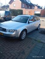 Audi a4 avant 2.4 v6 2003  km stand 210xxx, Autos, Particulier, Achat, Attache-remorque