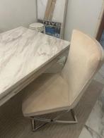 Table à manger et 4 chaises, Enlèvement, Utilisé, Moderne, 4 à 6 chaises