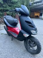 Aprilia SR, Fietsen en Brommers, Scooters | Aprilia, Ophalen of Verzenden, Zo goed als nieuw