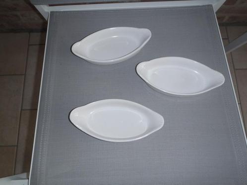 1 lot de 3 mini plats à four ovale blanc, Maison & Meubles, Cuisine | Vaisselle, Comme neuf, Récipient(s), Enlèvement ou Envoi