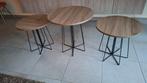 3 bijzettafels, zwart metalen voet, houten blad, Enlèvement