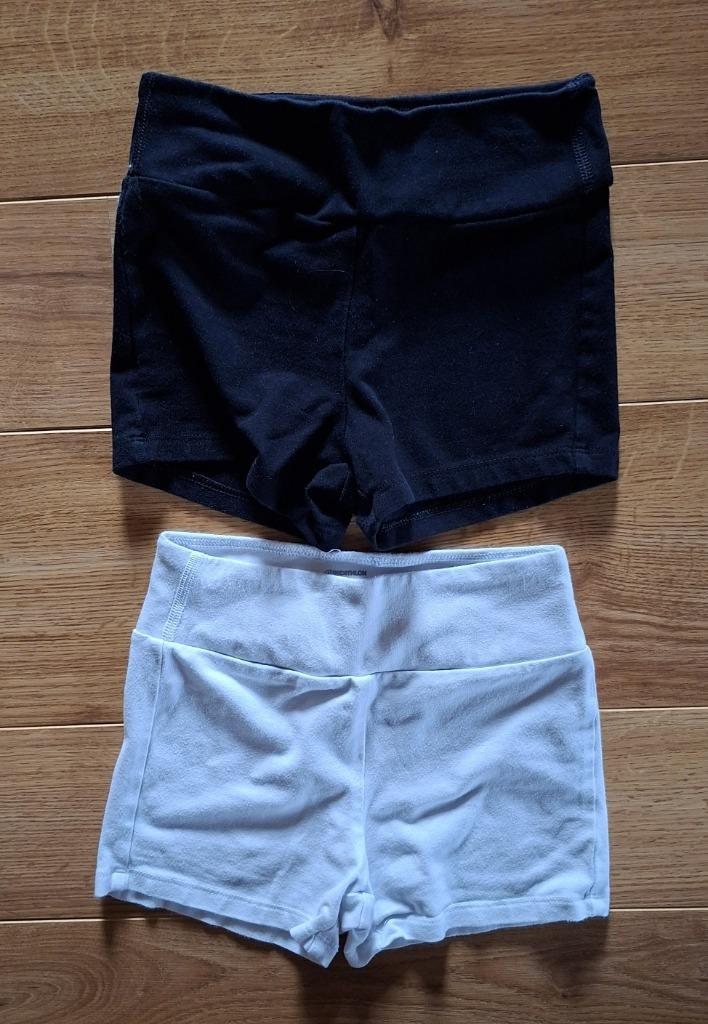 Zwarte en witte sportshort 131-140, Enfants & Bébés, Vêtements enfant | Taille 134, Utilisé, Fille, Vêtements de sport ou Maillots de bain