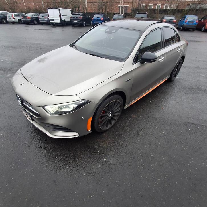 Mercedes-Benz A-CLASS 250 Amg-Pack (automatique), Auto's, Mercedes-Benz, Particulier, Benzine, Automaat, Zwart, Grijs, Ophalen