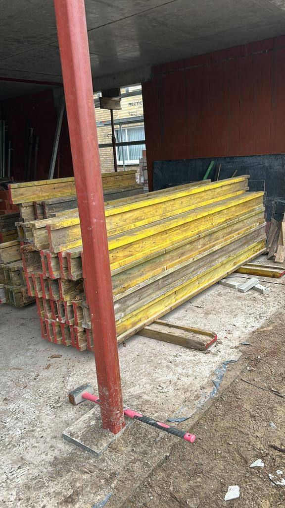 Doka balken systeembalken verzchillende afmetingen, Doe-het-zelf en Bouw, Hout en Planken, Zo goed als nieuw, Ophalen