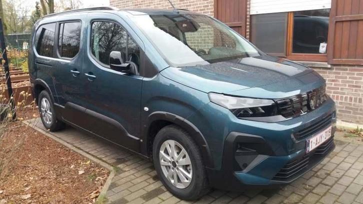 Peugeot e-Rifter L2 Allure - 50kWh, Autos, Peugeot, Particulier, E-Rifter, ABS, Caméra de recul, Régulateur de distance, Airbags