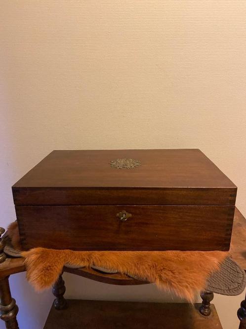 Antiek houten kistje met originele tekening, Antiek en Kunst, Curiosa en Brocante, Ophalen