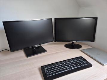 Thuiswerk computerschermen en HUB beschikbaar voor biedingen